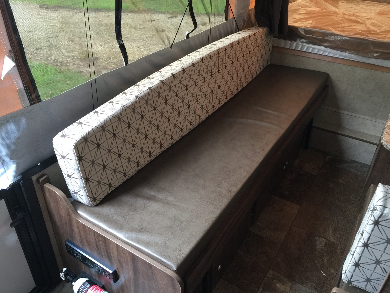 Popuo - Medium Top6-20 (11) Popuo - Medium Top6-20 (11)